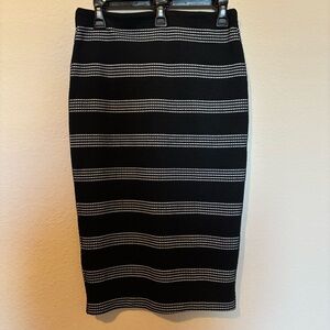 NY&Co 7th Ave Pencil Skirt Black White Stripe Stretch NWT, Size Small